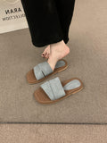 Small Design Sense Retro Square Toe Flat-Bottom Slippers Women Wearing Fairy Wind Seaside Resort Beach Cool HZ0115