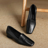 French Commuting Side Shallow Mouth Thick Heel Single Shoes Women 2025 Spring And Autumn New One-Legged Professional Work Small Leather Shoes HZ0115