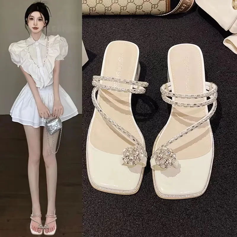 Heel Shoes Women 2025 Summer New Word With Water Drill Clip Sandals Square Head Transparent Thick Heel Wearing Cold Slippers HZ0115