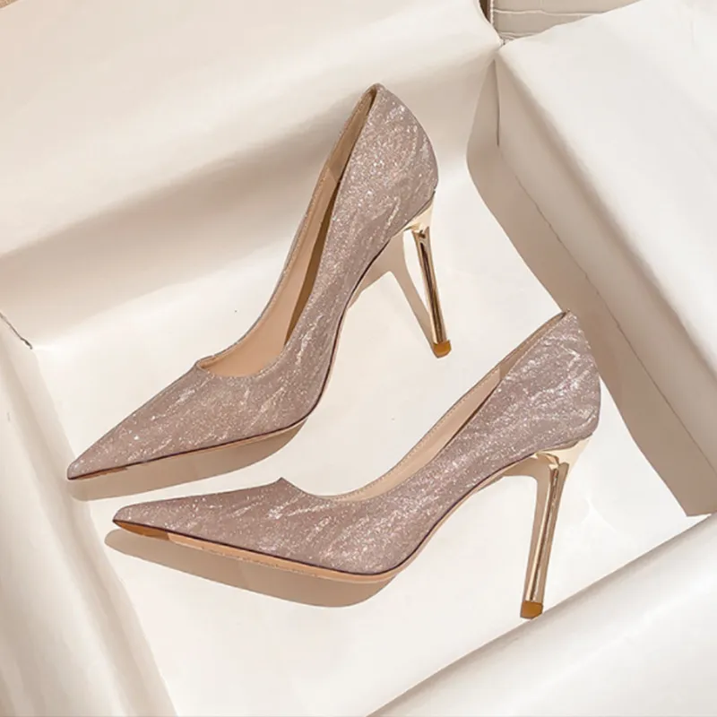 French Beauty Wedding Shoes High-End Sense 2025 Summer New Bridal Bridesmaid Shoes Gold Crystal High Heels HZ0115