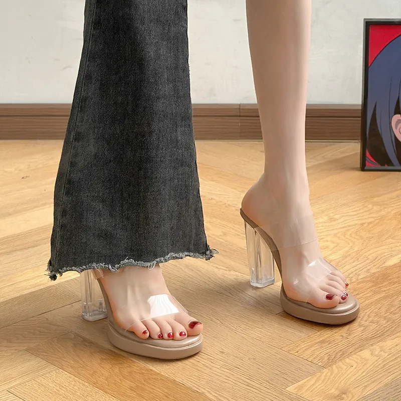 Tial On The Thick-Bottomed Waterproof Table Transparent Word With High-Heeled Sandals Women Summer Wearing Crystal And Coarse And Cool Slippers HZ0115