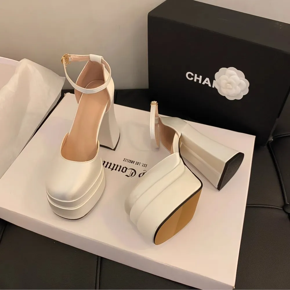 Small Wedding Shoes Wedding Shoes Wedding Dress Artifact Thick-Soled Waterproof Table Thick Heel 12Cm High Heels Presided Over The Performance Banquet HZ0115