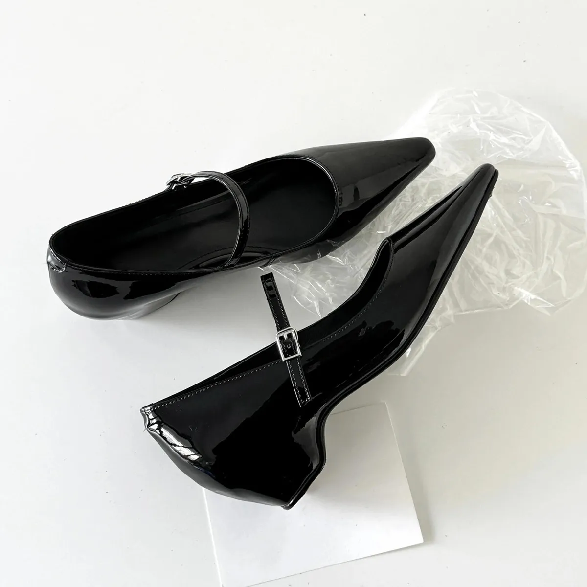 British Wind Patent Leather Tip Commuting High Heel Shoes Single Shoes To Increase The Word Buckle Temperament Mary Precious Shoes HZ0115