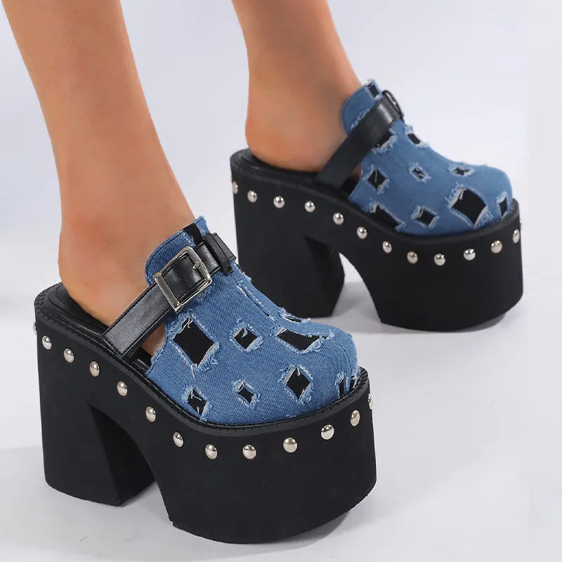 Long-Term Goods 11Cm Thick Bottom Pine Cake Bun Head Large Size Lady Summer Wearing Slippers 34-43 HZ0115