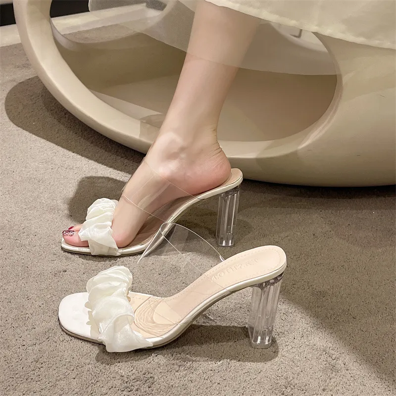 Net Red Cold Slippers Women Wear 2025 New Fairy Wind Korean Version Of The Coarse And Fashion Side High And Flip-Flop HZ0115