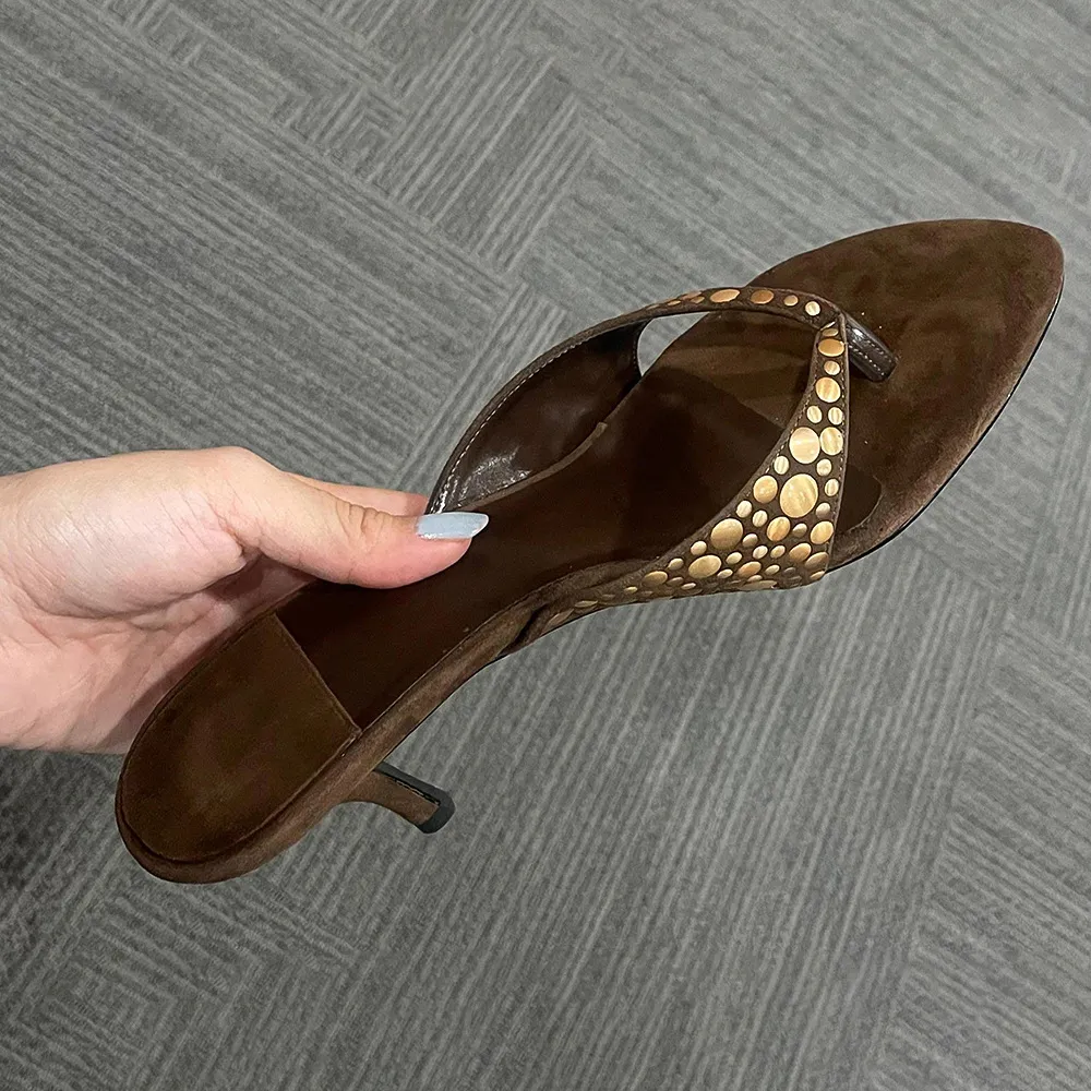2025 New High-End Rivet Clip Cool Slippers Velvet Word High-Slip Slippers Women's Summer Wear HZ0115