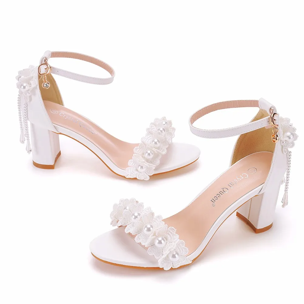 7 Cm Square With Thick Heel Shallow Mouth With Sandals Beaded Essee Flowers Wedding Dress Shooting High Heels Sandals HZ0115