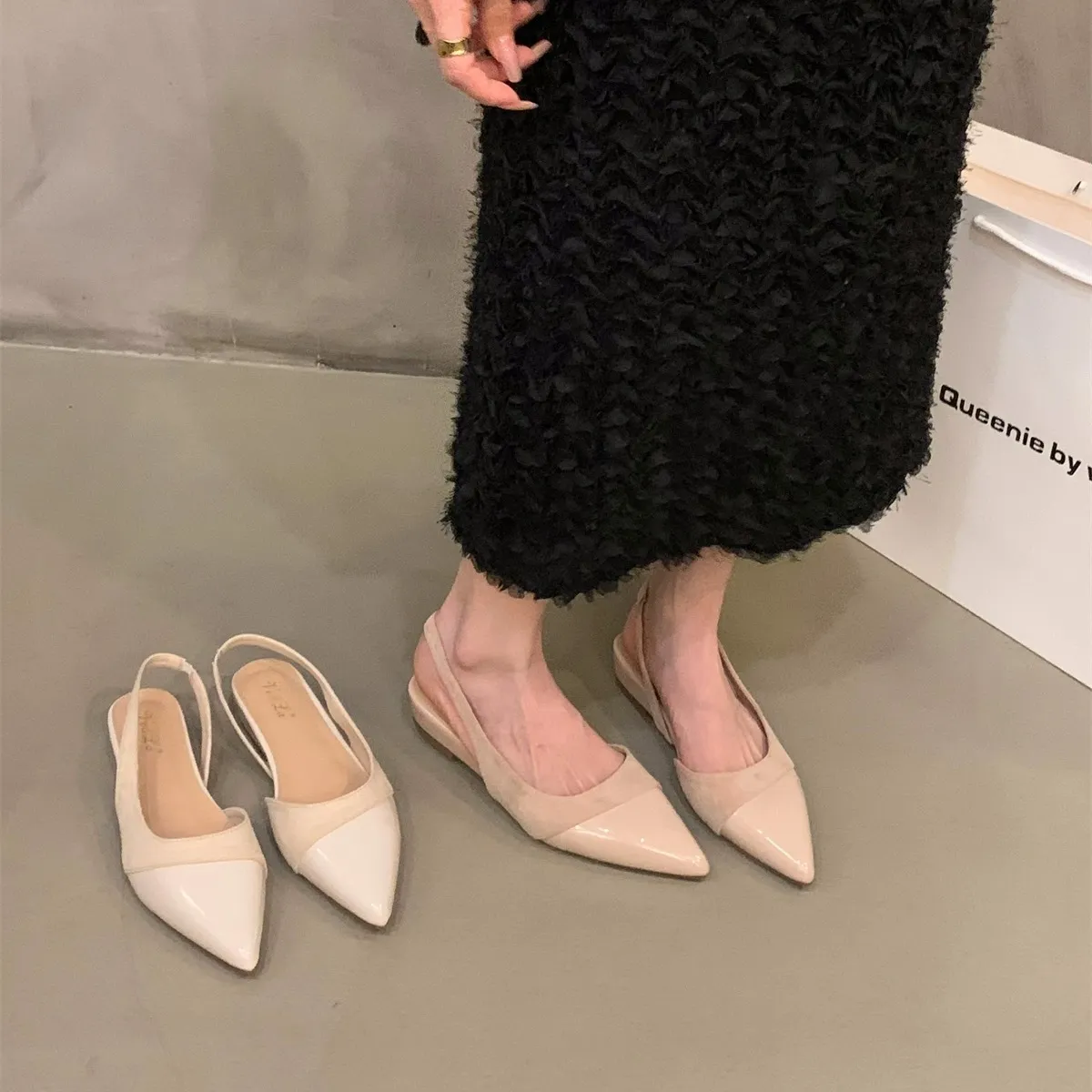French Bagged Sandals Women Wear Outside The Summer 2025 New Commuter Soft Bottom With A Foot Pedal HZ0115