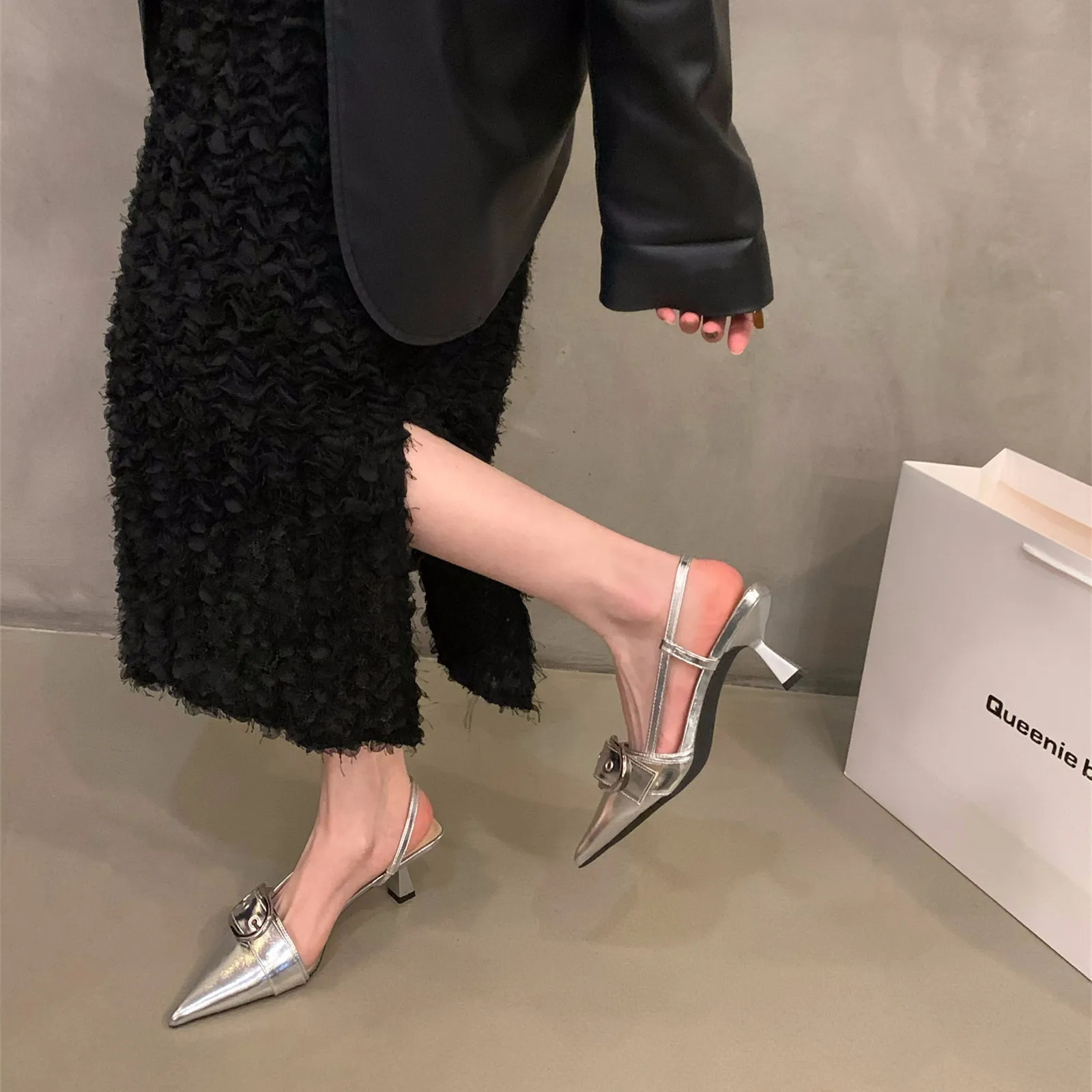 Small French Silver High-Heeled Shoes Bag Head Sandals Fairy Shoes 2025 New Spring And Summer Temperament Pointy Single Shoes HZ0115