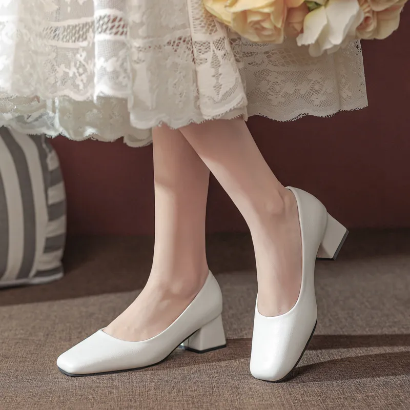 High-Heeled Women's Coarse Heel Shoes In The New Working Shoes Heel Shoes Large Leather Single Shoes Comfortable Commute Single Shoes HZ0115