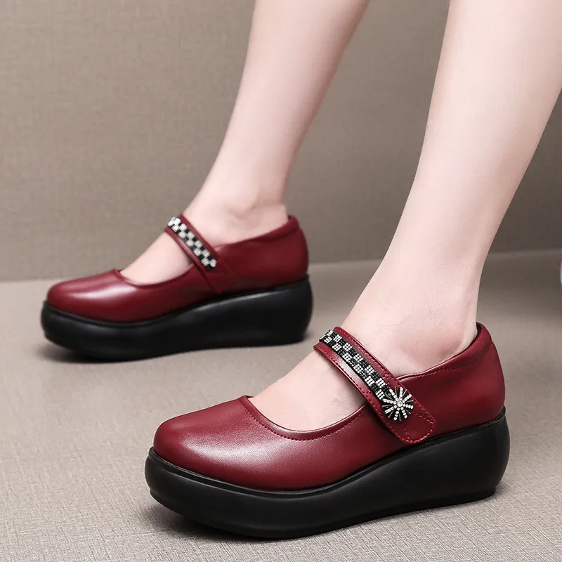Wine Red Heel Slope Thick-Soled Waterproof Table Shallow Mouth Single Shoe Velcro Size Size Of The Elderly Pine Cake Mother Shoes HZ0115