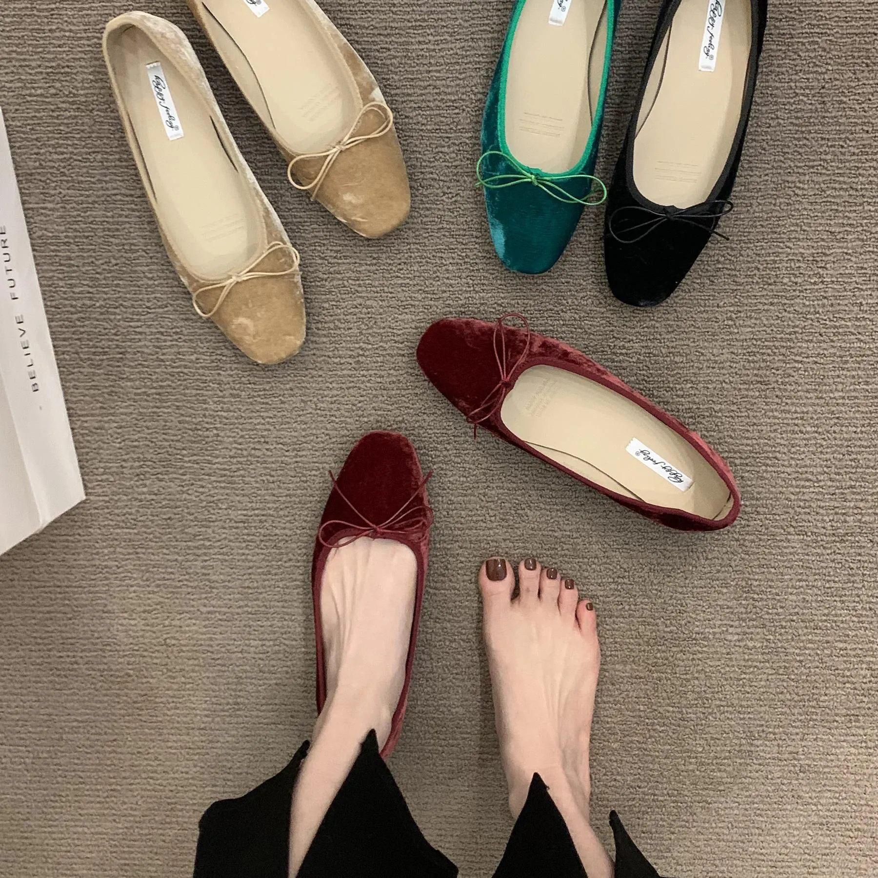 French Flat-Soled Bow Single Shoes Women 2025 New Spring Retro Grandma Shoes Ballet Shoes One Foot Stubble Shoes HZ0115