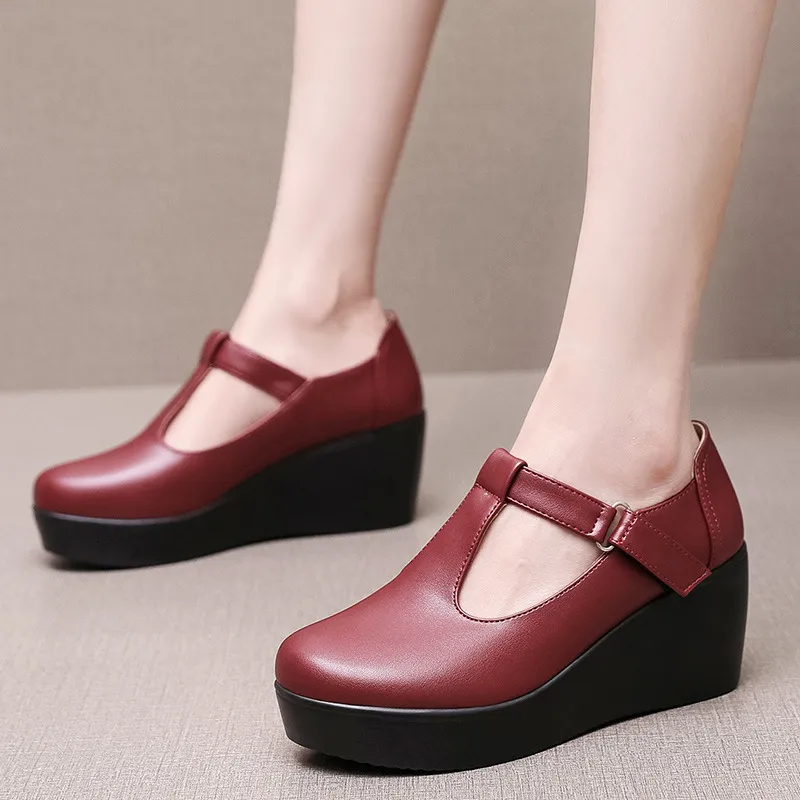 T-Word With Round Head Slope And Soft Soles Of Mother Leather Shoes Spring And Autumn Waterproof Table Thick-Soled Loose Cake Shallow Magic Stick Single Shoes Women HZ0115