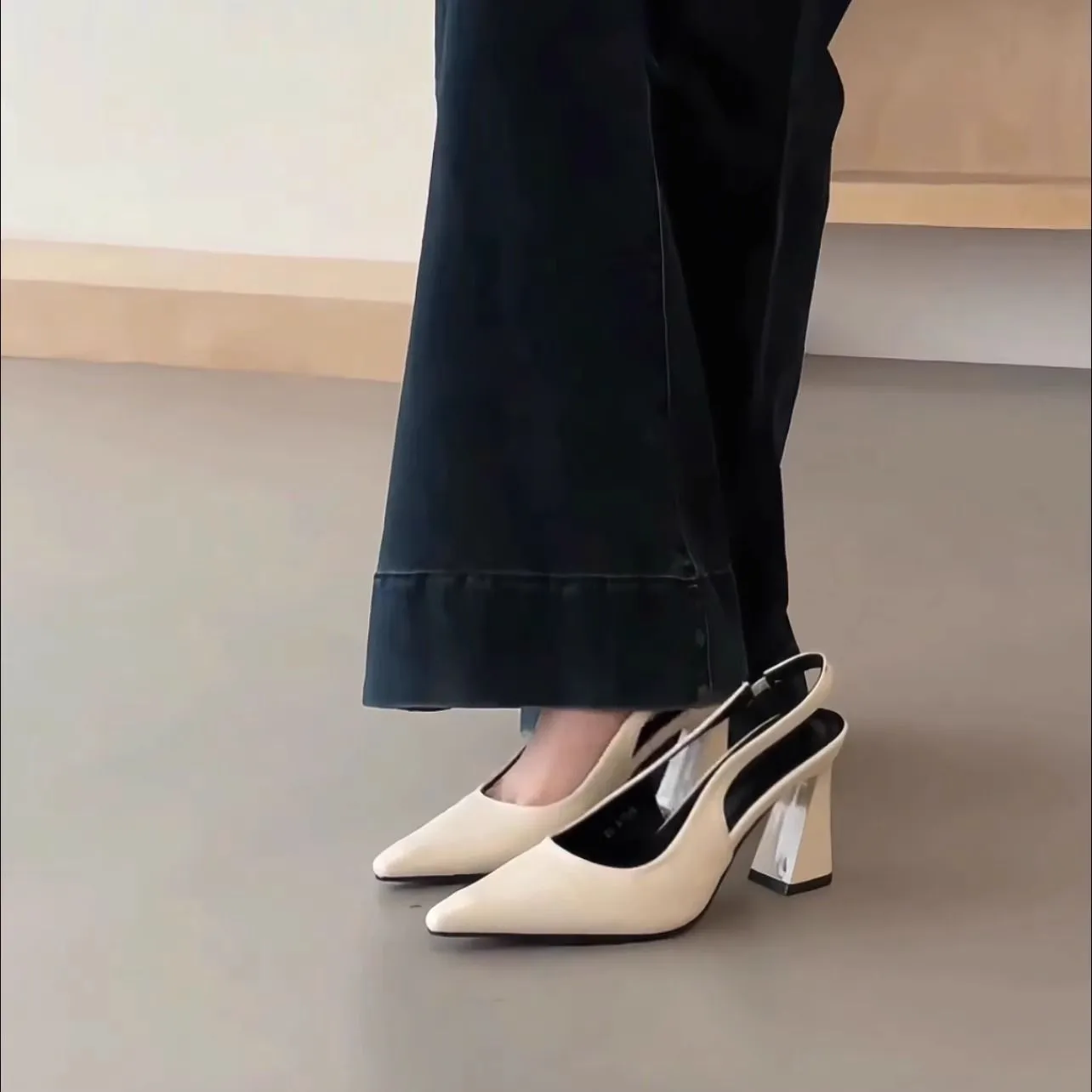 New Chinese-Style Ocean Gas High-End After-Empty Bag Head Sandals Summer New French-Style High-Heeled High-Heeled Shoes HZ0115