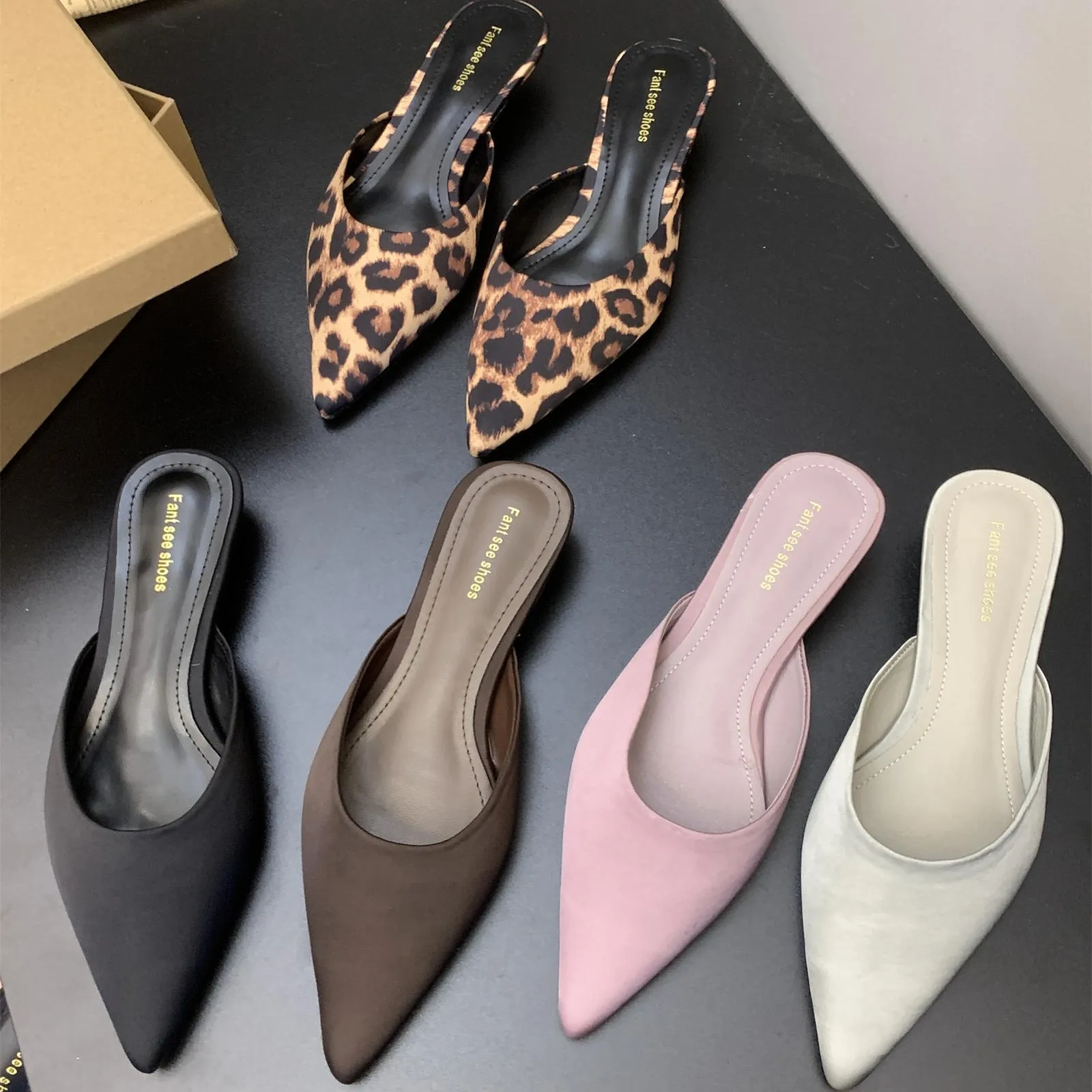 French Tip Fine Low-Heeling Bao-Head Half-Tug Woman Spring 2025 New Niche Design Shallow Foot Pedal Slippers HZ0115
