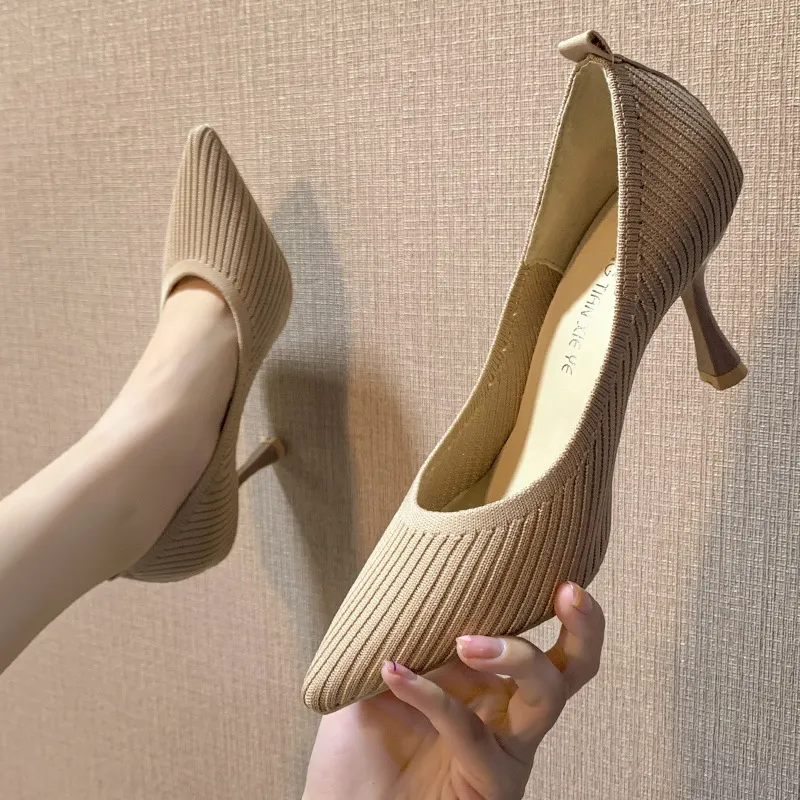 Net Red High-Heeled Shoes 2025 Spring And Autumn New Korean Version Of The Black Light Mouth Flying Tip Fine Heel Single Shoes Women HZ0115