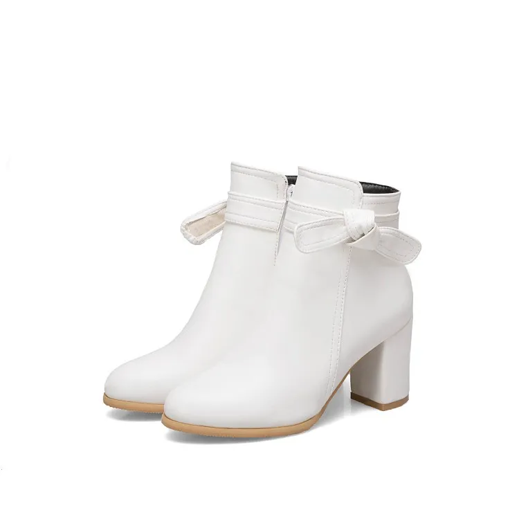 Sales Of The New Korean Version Of The 2025 Autumn And Winter PU Round Head Bow Side Zipper Side Coarse And Lady's Short Boots HZ0115