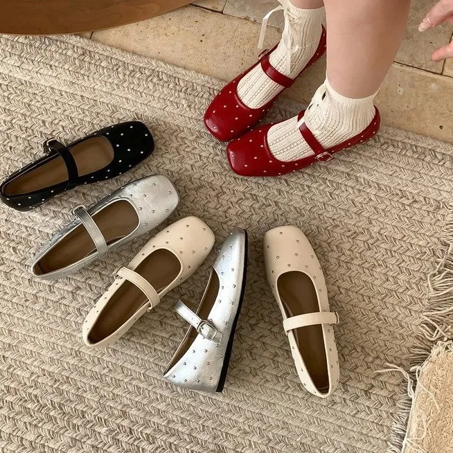The Inner High-Grade Version ~ Retro Full Star Rivet Ballet Single-Shoe Girl Spring And Autumn Buckle With Shallow Mary Treasure Shoes HZ0115