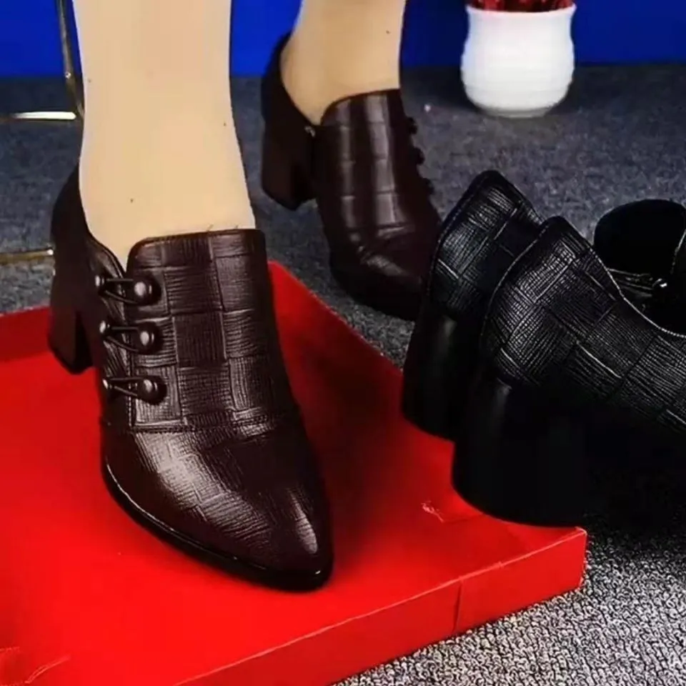 2025 Spring And Autumn Casual Single Shoes New Women's Shoes Light Tip Thick And Comfortable Ladies Fashion Small Leather Shoes HZ0115