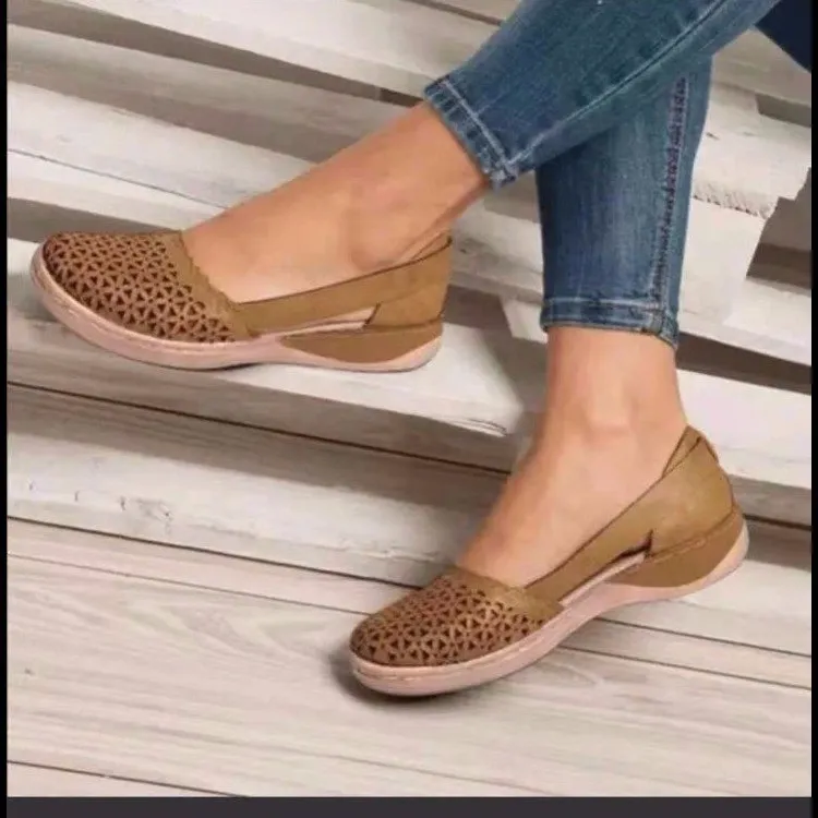 2025 Women's Summer Sandals Bag Head Hollow Large Flat-Soled Sandals Hollow Sandals Hollow Breathable Women's Shoes HZ0115