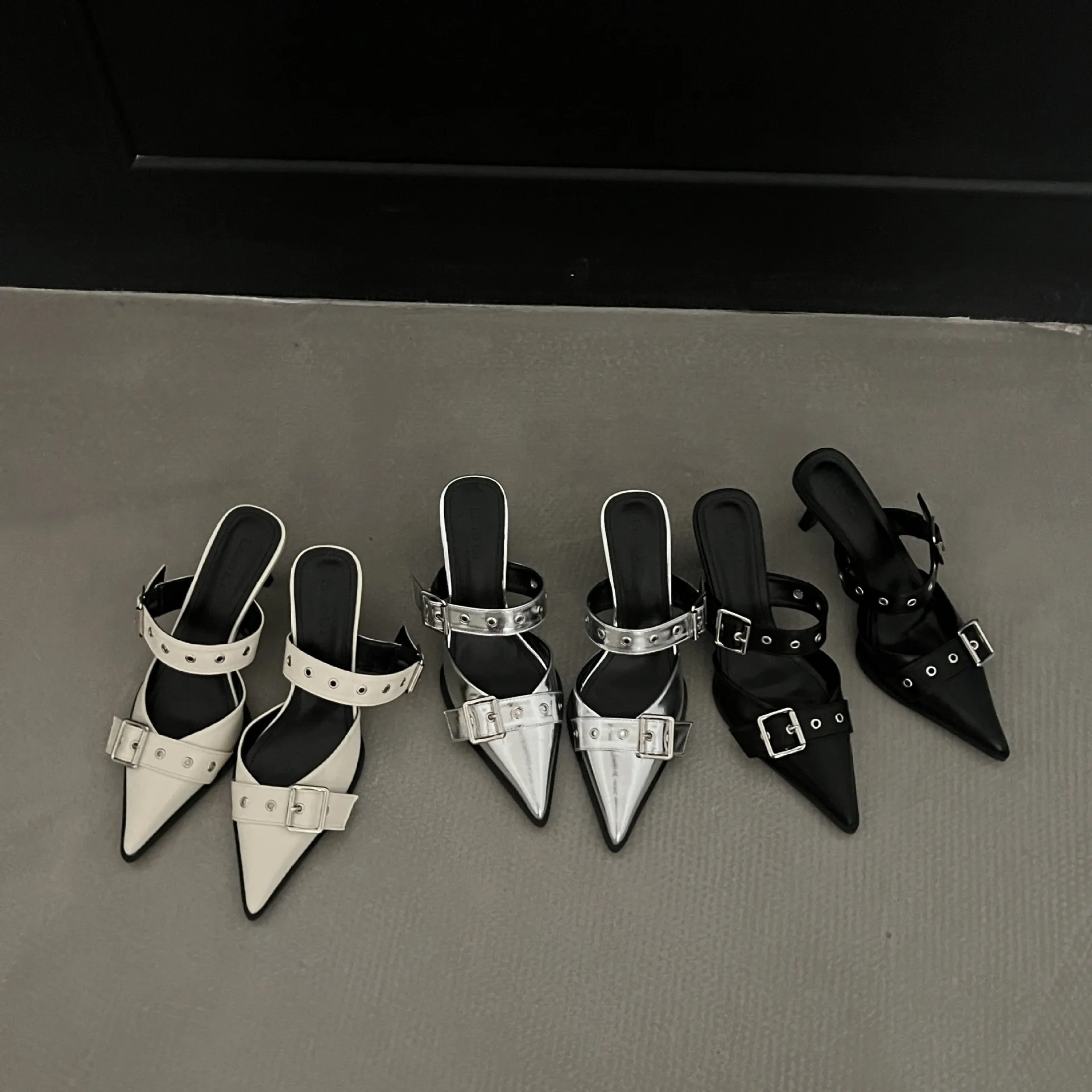 2025 Summer ~ Pointed Belt Buckle Thin Belt Buckle Single Shoes Silver Back High Heel Sandals HZ0115