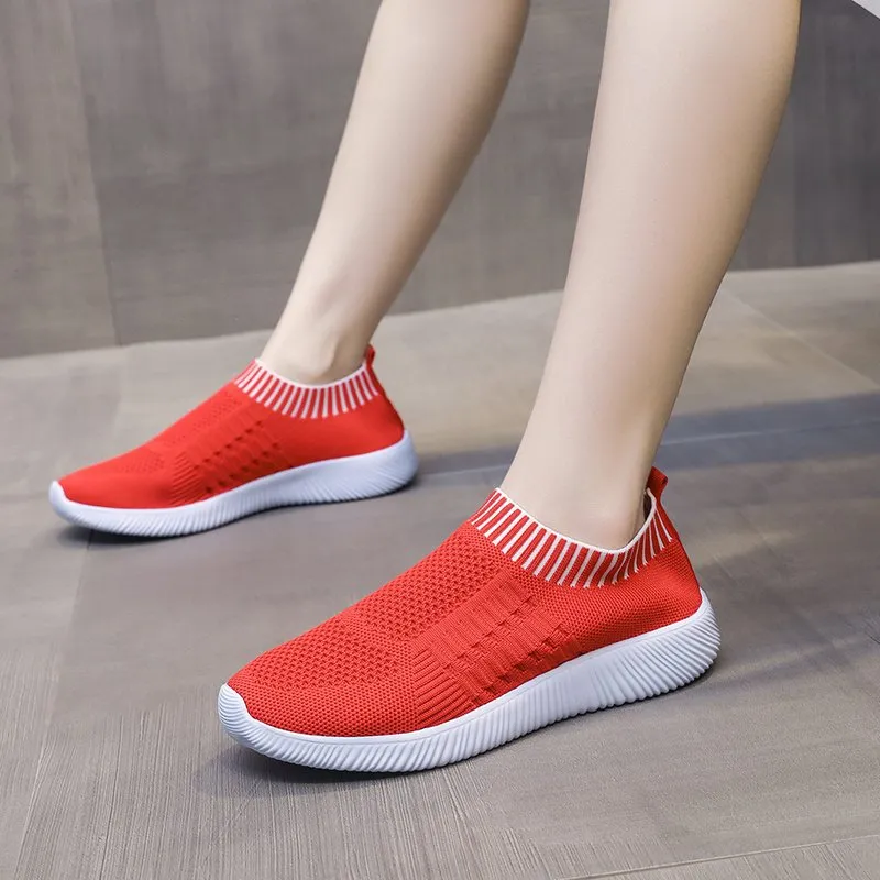 New Hot Flying Weaving Lightweight Sports Casual Shoes Round Head Fashion Size 43 Women's Single Shoes HZ0115