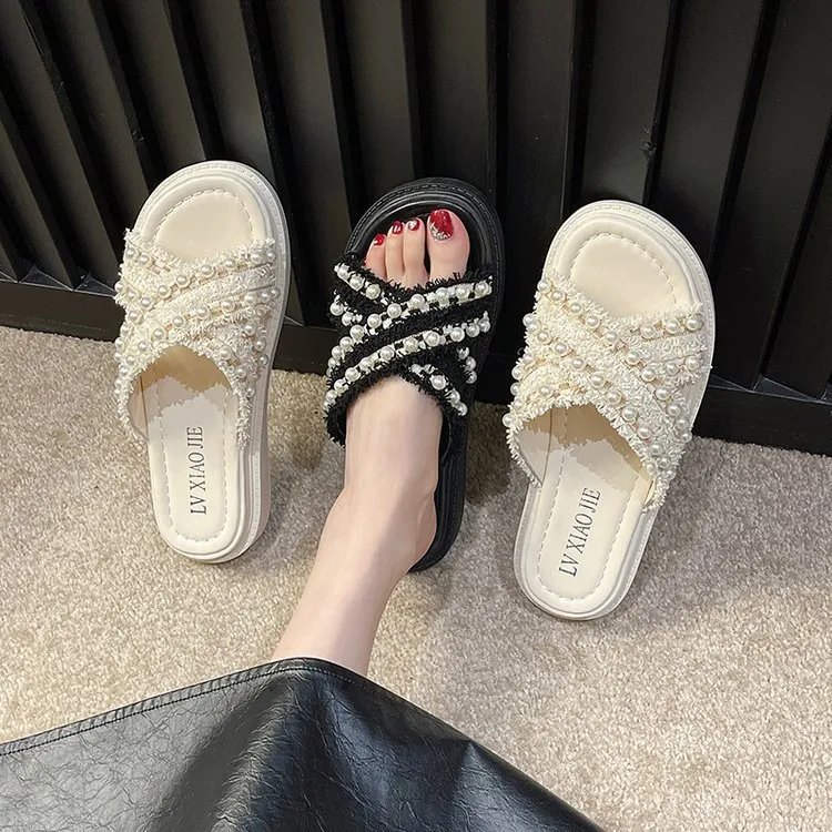 Thick Bottom Slippers Women 2025 Summer Korean Version Of The New Small Fragrant Wind Cross Pearl Fashion Wearing Loose Cake Cool Slippers HZ0115