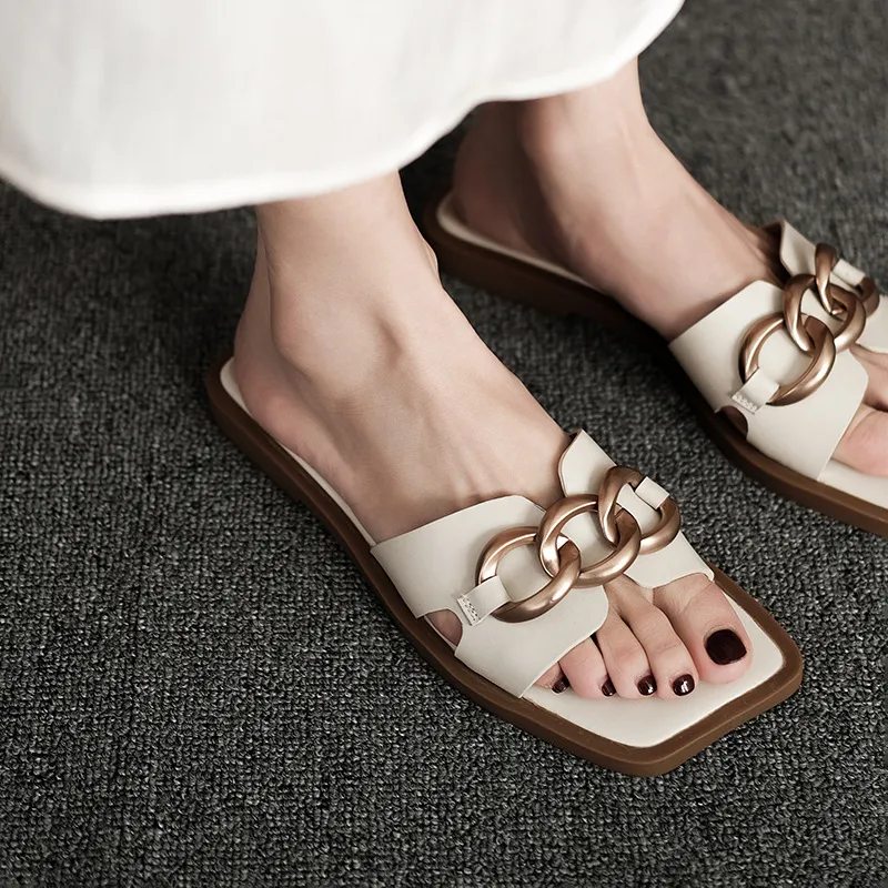 One-??a-Word Cool Slippers Women In The Summer Of 2025 New Square Head Flat Fairy Wind Wearing Pregnant Women Half-Tat Sandals Wide Fat Feet HZ0115