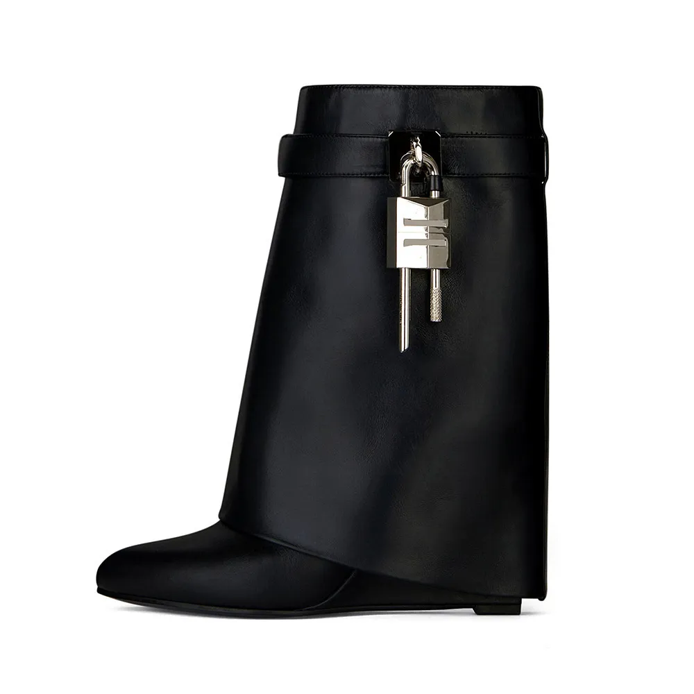 Winter New Large Cylinder Lock Skirt Side Of The Super High Slope And Round Scalp Face High And Zipper Short Boots Woman HZ0115
