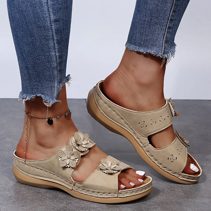 2025 Summer New Thick-Bottomed Slippers Car Sewing Round Head Flowers Decorated Casual Slippers Women's Shoes Thick Soles HZ0115