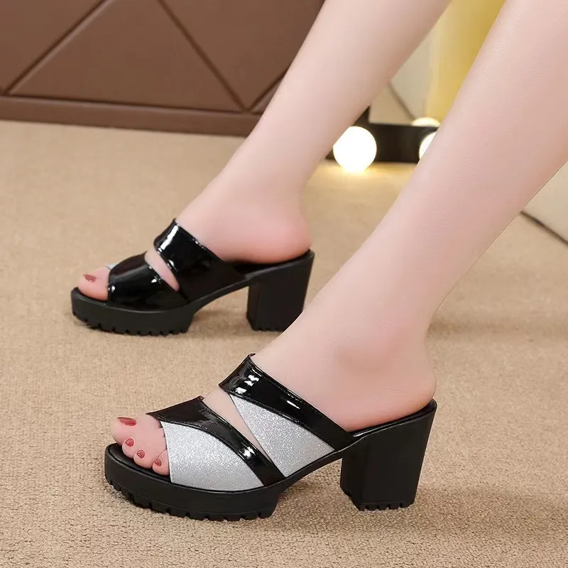 Fish Mouth Cool Slippers Women 2025 Spring And Summer New High Heeled Thick Bottom Waterproof Desk Mother's Shoes Wear Fashion Slippers HZ0115
