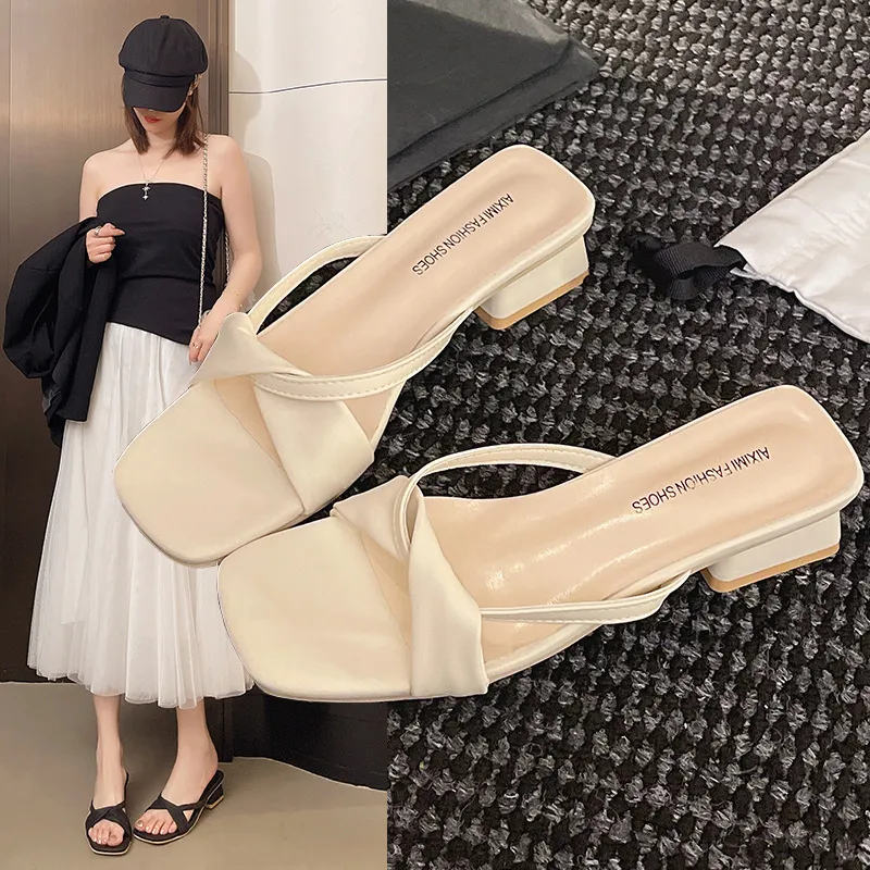 High-Heeled Women 2025 Summer New French Niche Head Thick One With Sandals Wearing Slippers HZ0115