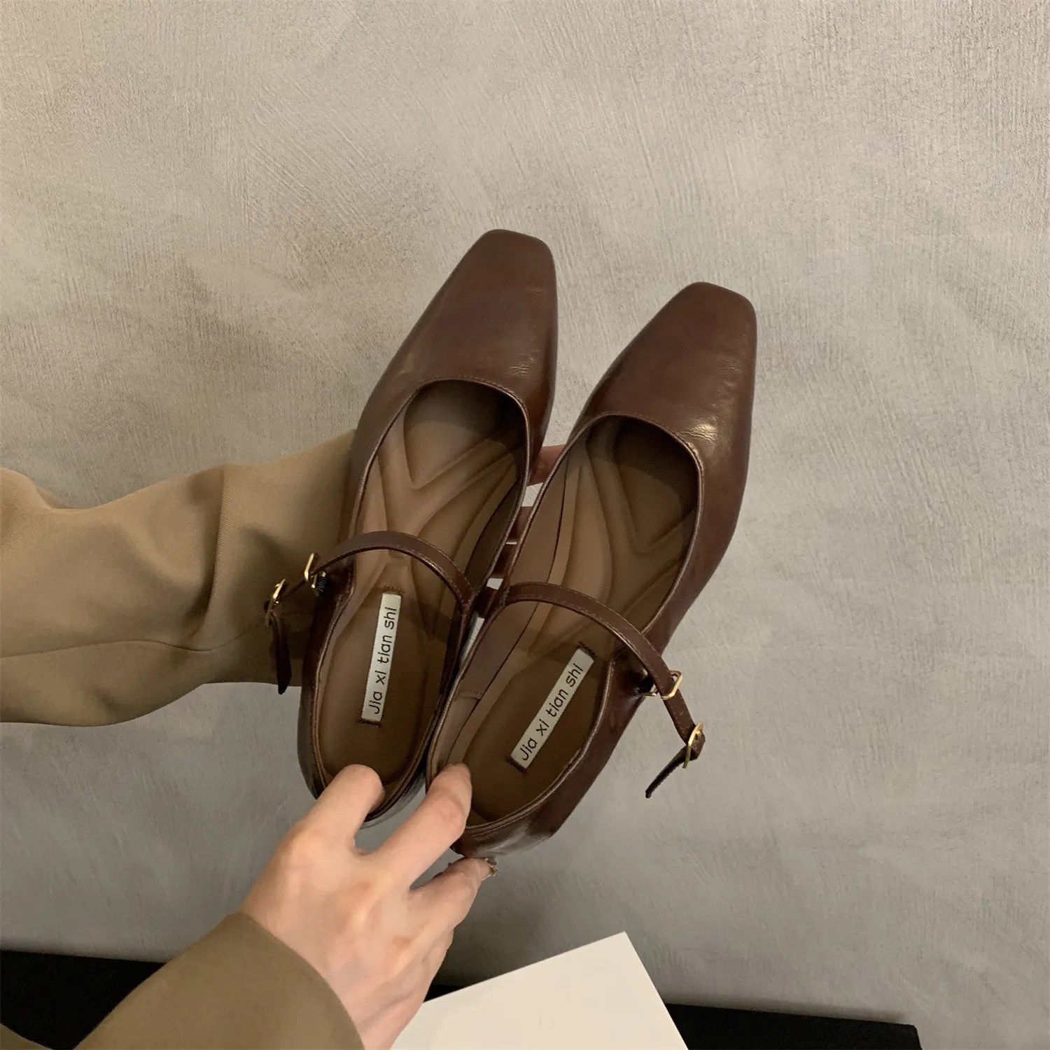 French Evening Temperament Commuter Single-Shoe Women 2025 New Autumn Korean Version Of The Fairy Coarse And Mary Jane Small Leather Shoes HZ0115