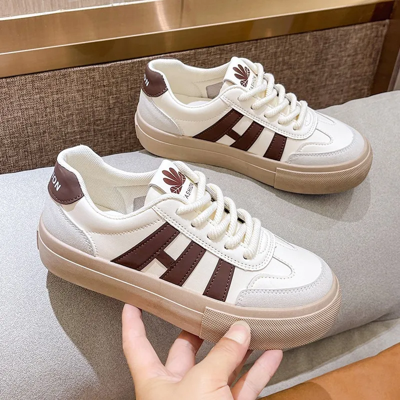Small White Shoes Women 2025 New Autumn Niche Design Thick-Solt Retro High-Span Shoes Fashion Sports Casual Shoes HZ0115