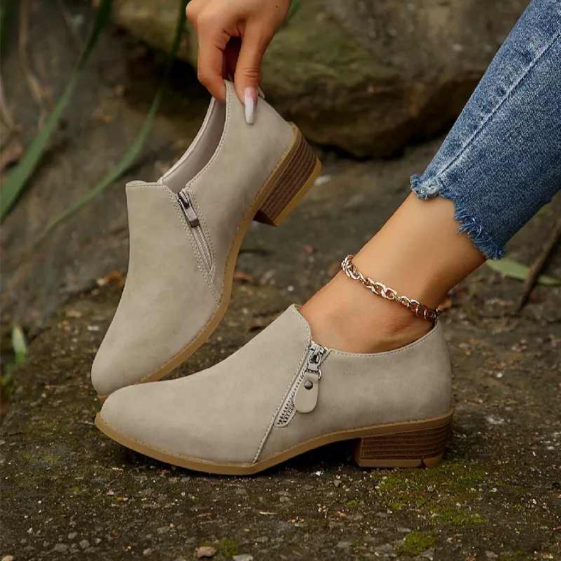 Fashion Single Shoes Women 2025 Work Shoes Thick Heel High Heels High-Heeled High-Heeled High-Heeled Large Women's Shoes HZ0115