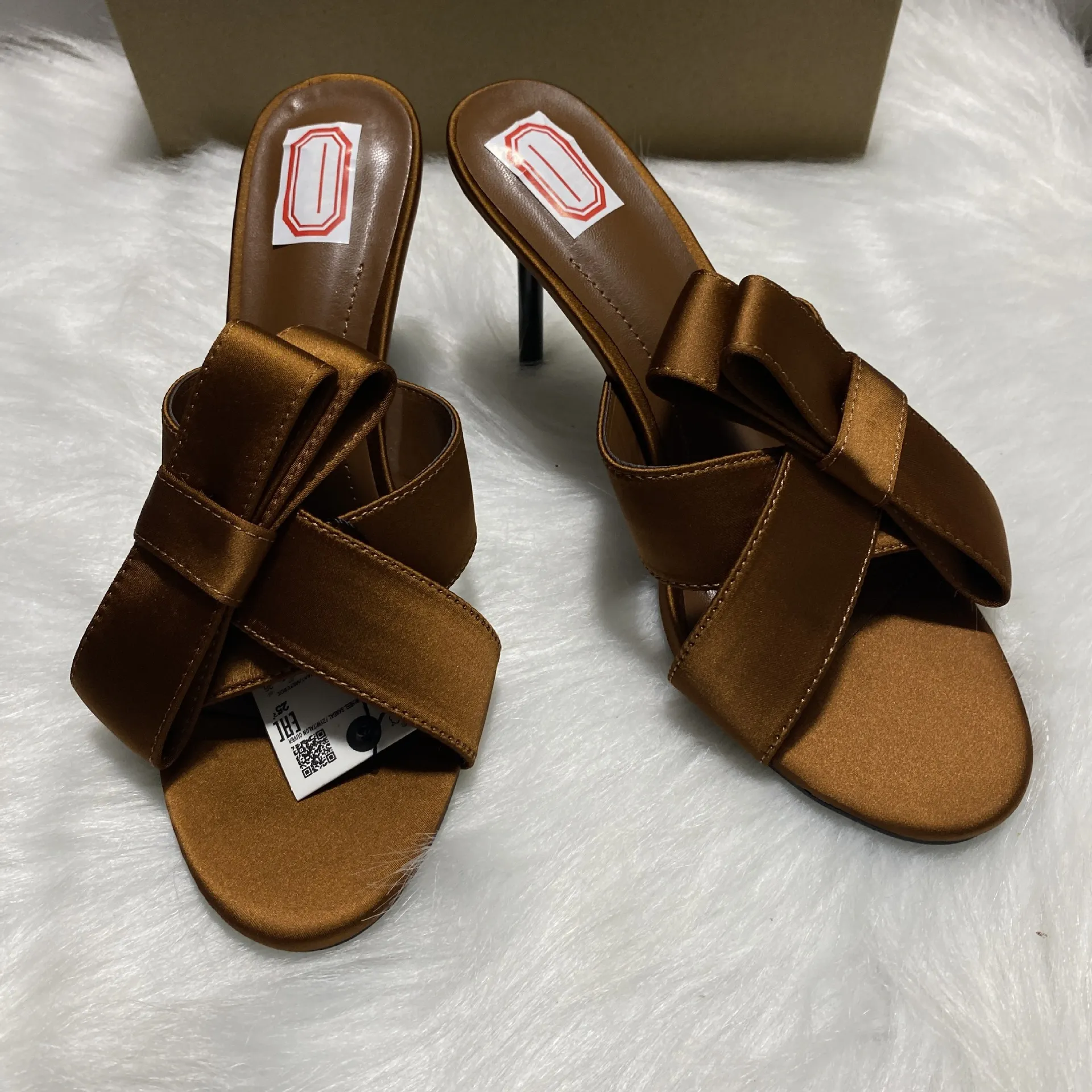 ZA Home 2025 New Women's Shoes Low Heel Temperament Famous Bow Decoration High Heels Toe Sexy HZ0115