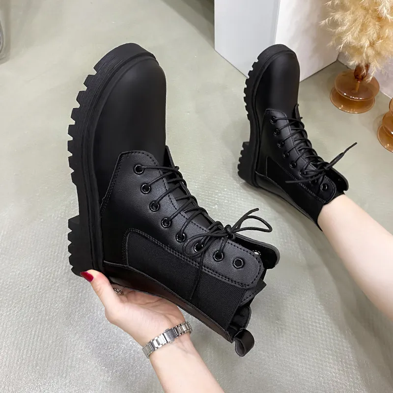 Martin Boots Yingfeng 2025 Autumn New Boots Handsome Locomotive Boots Women Thick Bottom Short Boots HZ0115