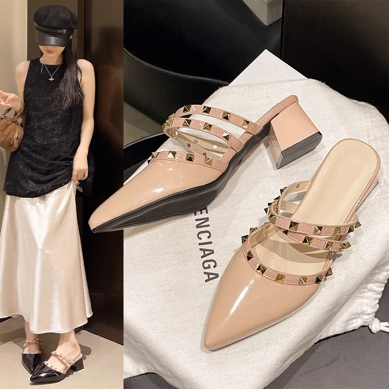 Half-Slippers Women Wear 2025 French Sexy Pointed Rivet High-Heeled Shoes Sandals Women's Coarse Heel Single Shoes HZ0115