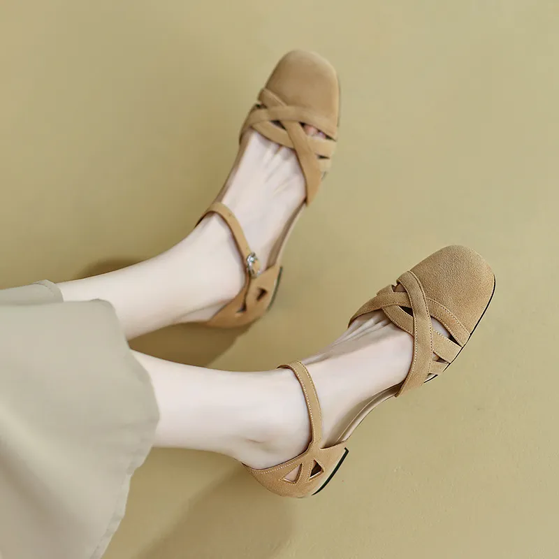 2025 New Summer Roman Hollow Bag Head Sandals Women's Fashion Flat Shoes Soft Soles HZ0115