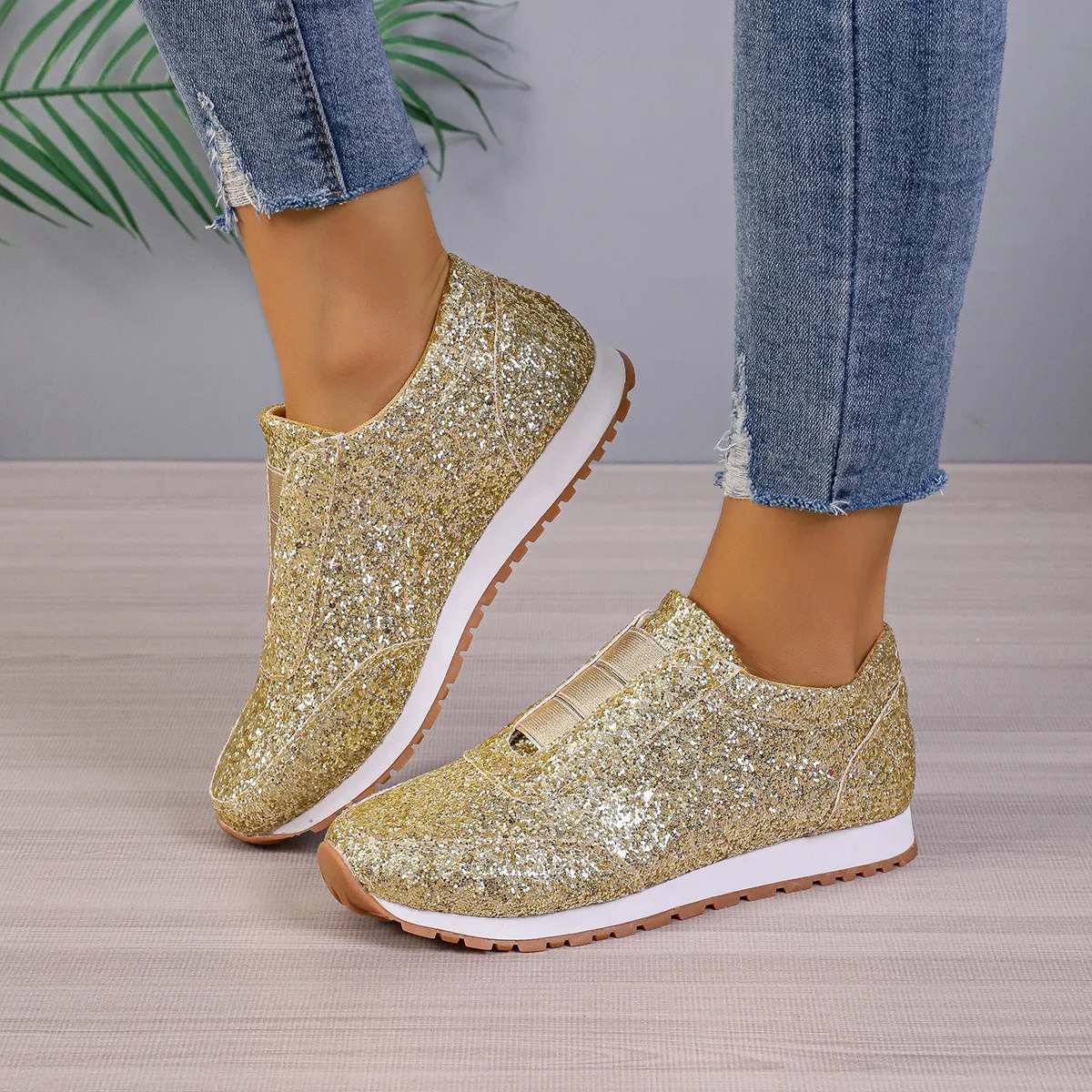 2025 New Large-Size Squint Casual Women's Singles Shoes Women's Shoes Women HZ0115