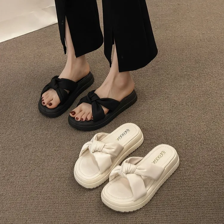 Thick Bottom Slippers Women 2025 Summer New Fashion Cross-Word Casual Beach Cool Slippers HZ0115