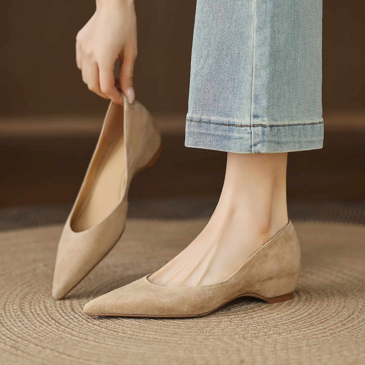 Great Look ~ Sharp-Headed Shallow Single-Shoe Women 2025 New Simple Match-Up Height Shoes HZ0115