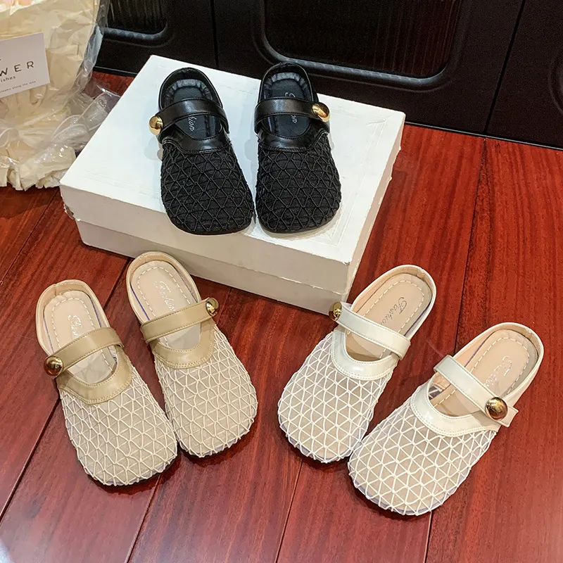 External Slippers 2025 Summer New Designer Fashion Cool Slippers Women Flat Bottom Mary Jane Slippers Women HZ0115