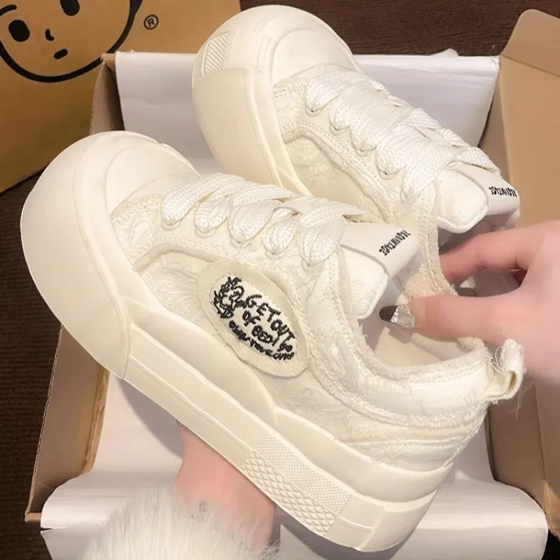 Small White Shoes Women In The Autumn And Winter 2025 New Round Head Thick-Headed Ugly Big Shoes With Low Help Small Canvas Shoes Women HZ0115