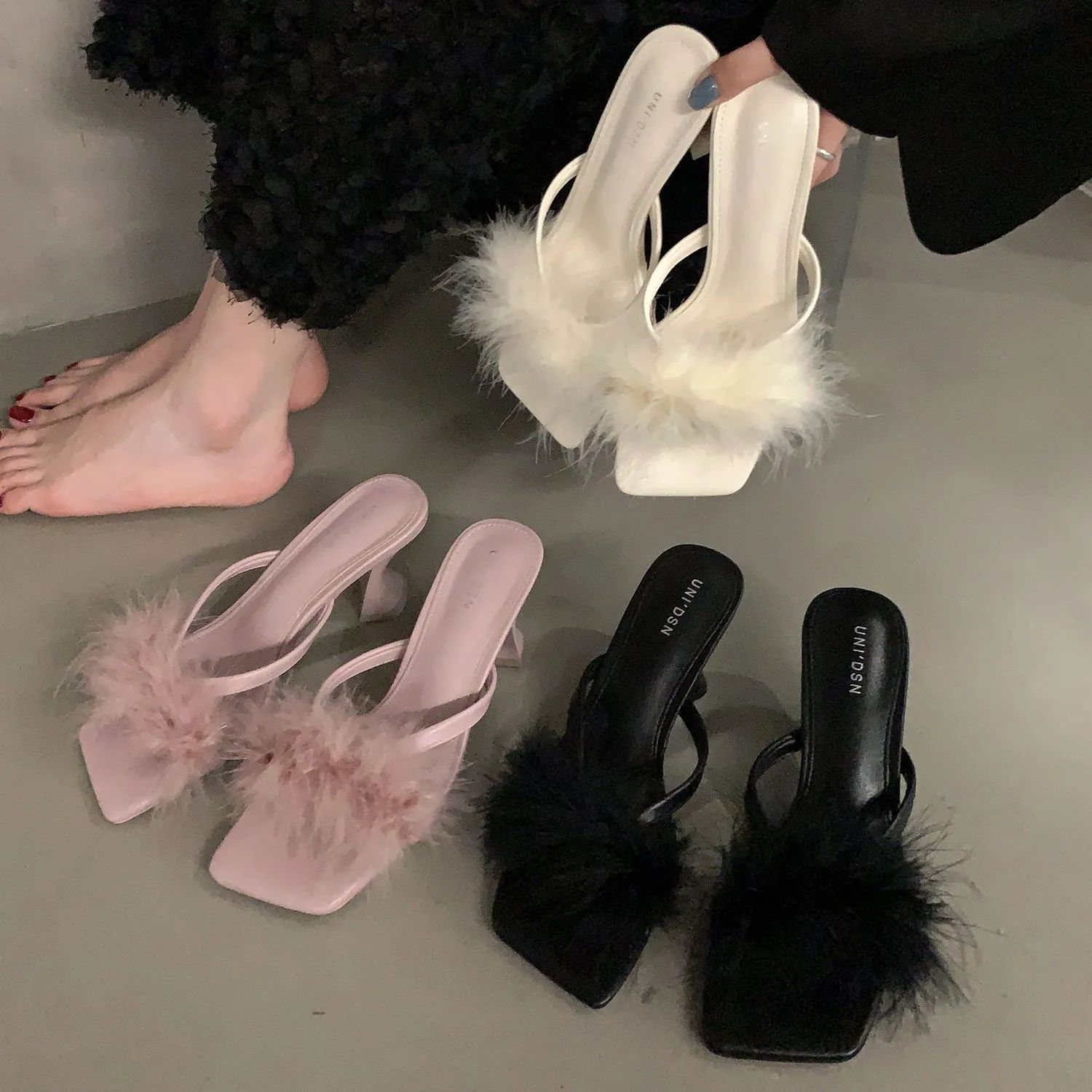 French High-Heeled Slippers Women's Shoes Wear 2025 New Summer Fairy Black Cool Drag Sandals HZ0115