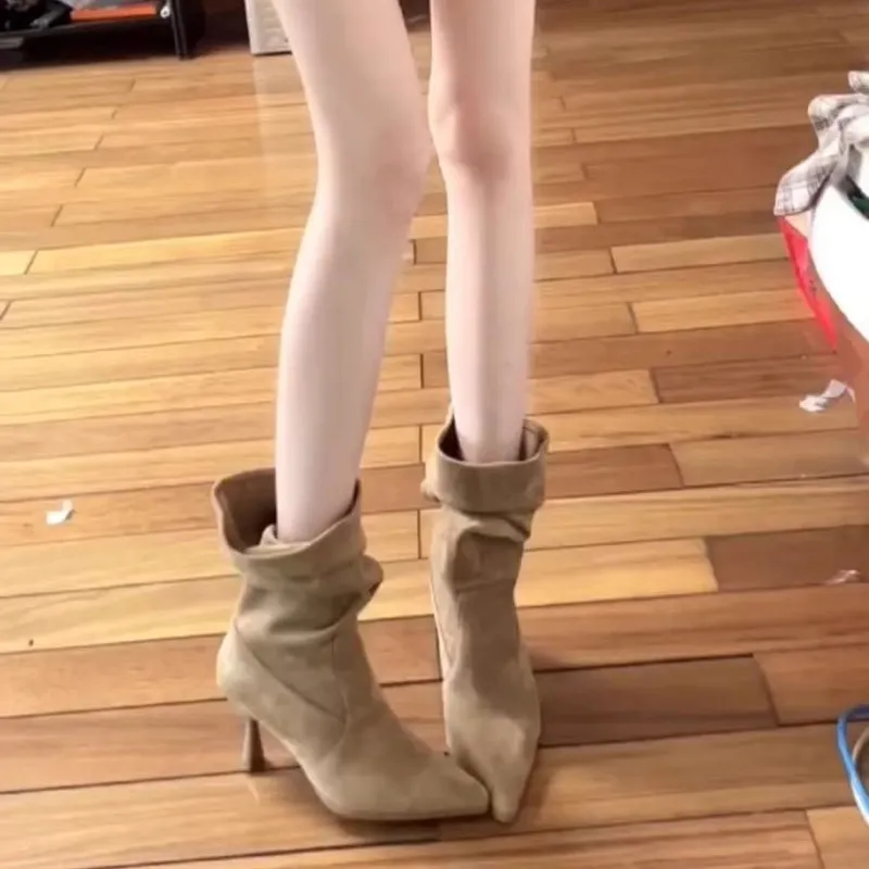 OMG! Thin Pile Boots And High Heel Mid-Sleeve Boots Folded Short Boots HZ0115