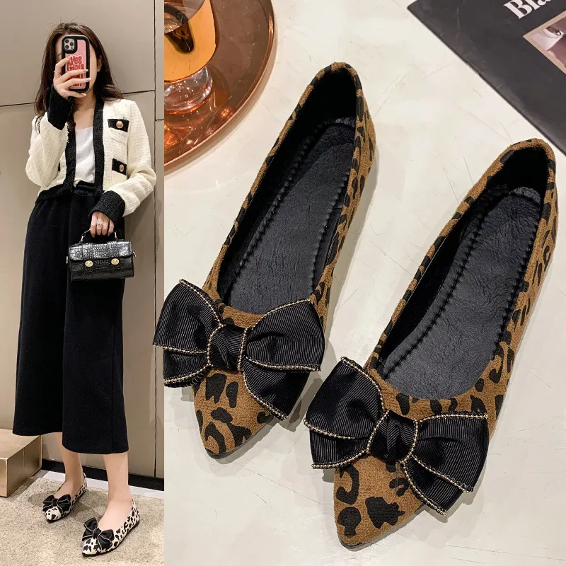 Net Red Bow Leopard Light-Mouthed Bean Shoes 2025 Spring And Autumn New Women's Low-Heeled Single Shoes Lazy Shoes HZ0115