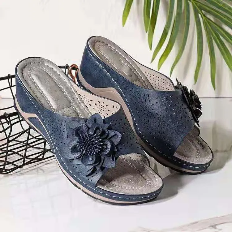 2025 Summer New Slope With Flower Fish Mouth Large-Size Slippers Car Sewing Hollow Women's Leisure Cold Slippers HZ0115