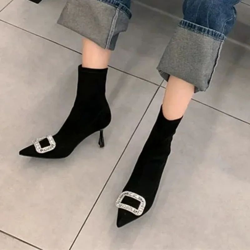 Socks Boots Women 2025 New Autumn And Winter High And Temperament French Water Drill Fine And Short Boots With Sharp Head Elastic Thin Boots HZ0115