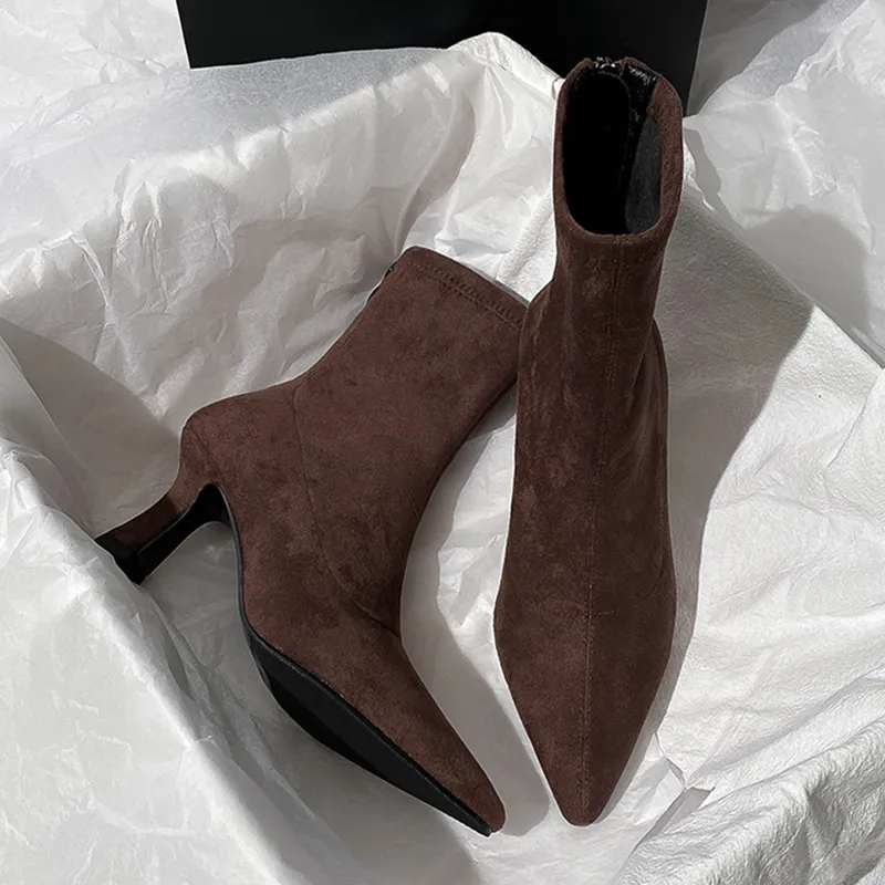Brown Short Boots Women High And 2025 Autumn And Winter 2025 New Set Of French Fine And Elastic Boots Velvet Head Thin Skin Boots HZ0115